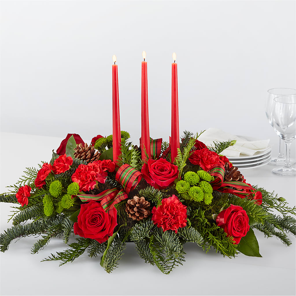 By the Candlelight Centerpiece – JARDIN D'ETE, Markham ON