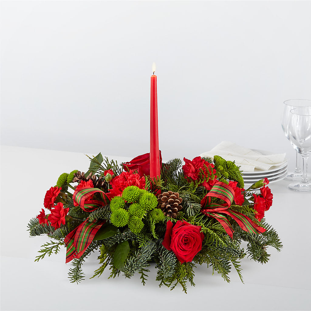 By the Candlelight Centerpiece – JARDIN D'ETE, Markham ON