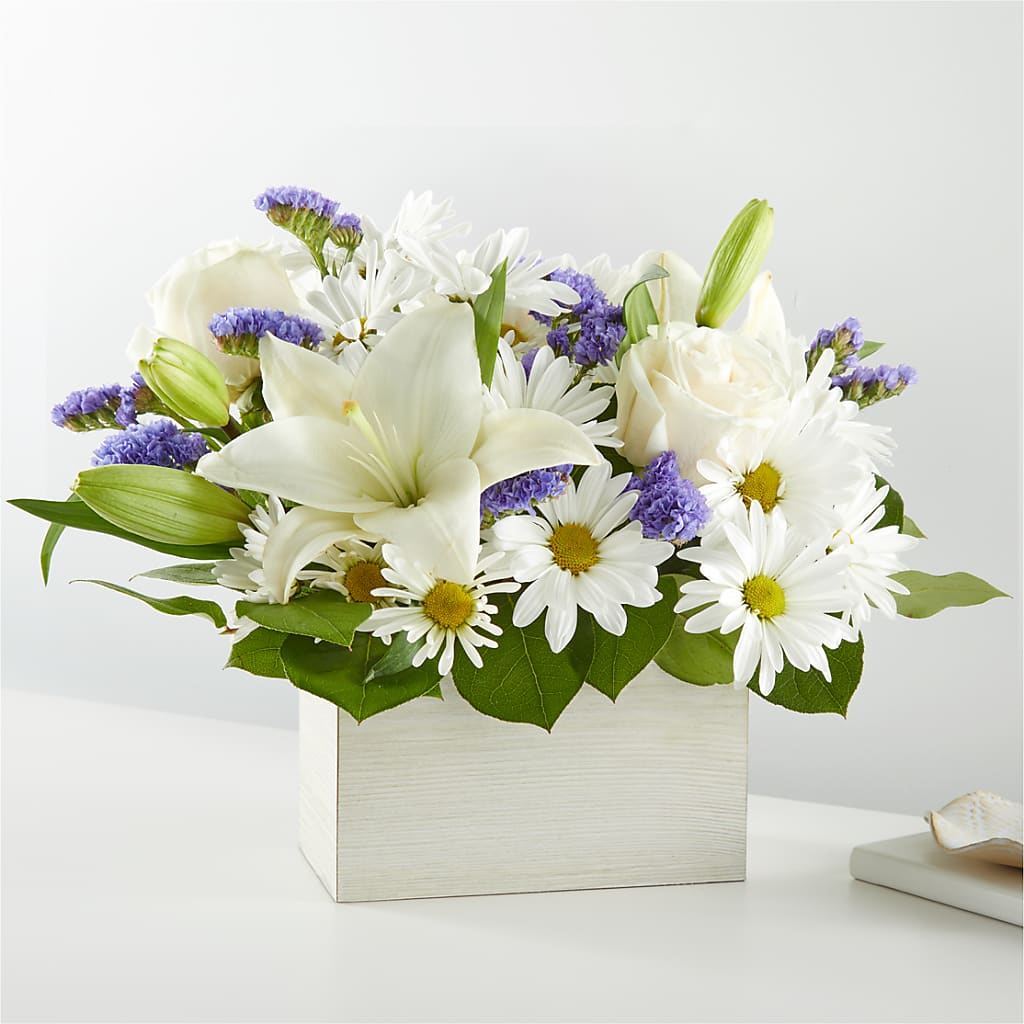 Beyond Blue Box Bouquet – JARDIN D'ETE, Markham ON