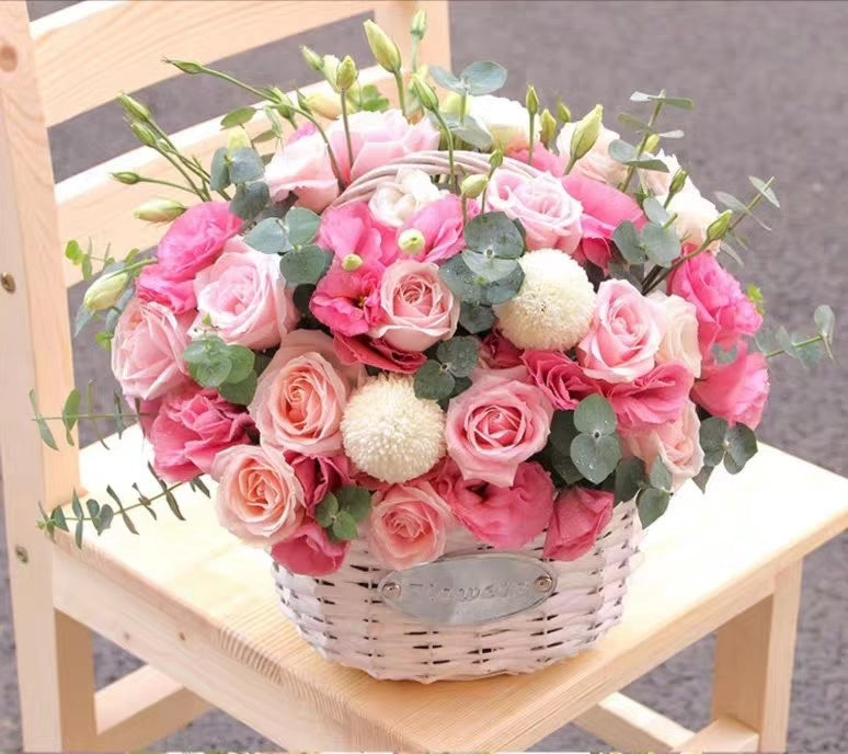FLORAL BASKET BOUQUET – JARDIN D'ETE, Markham ON