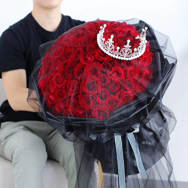Crown of Love Roses Bouquet(50 Roses) – JARDIN D'ETE, Markham ON