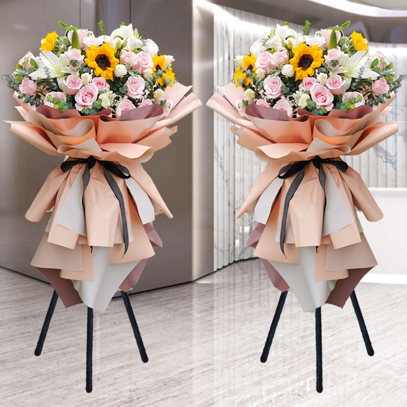 Golden Bloom Success Stand