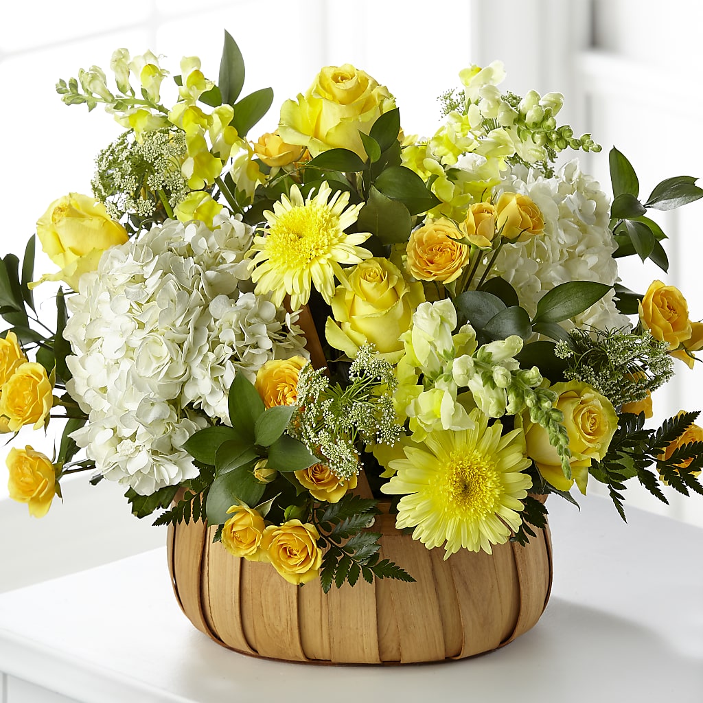 Rustic Remembrance Basket – JARDIN D'ETE, Markham ON