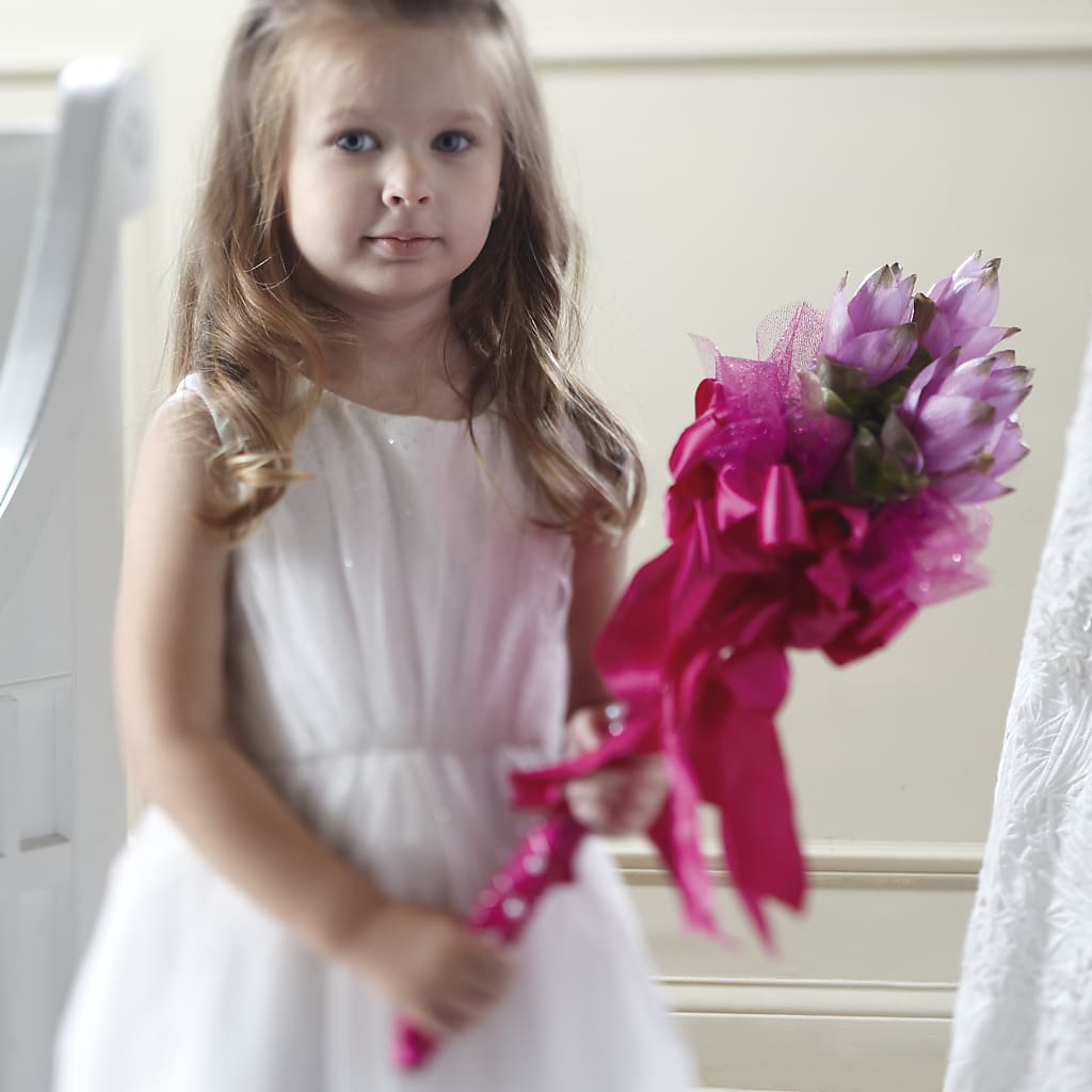Sparkle Pink Flower Girl Bouquet – JARDIN D'ETE, Markham ON