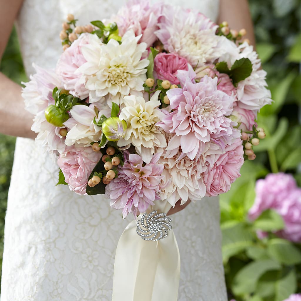 Heart's Promise Bouquet – JARDIN D'ETE, Markham ON