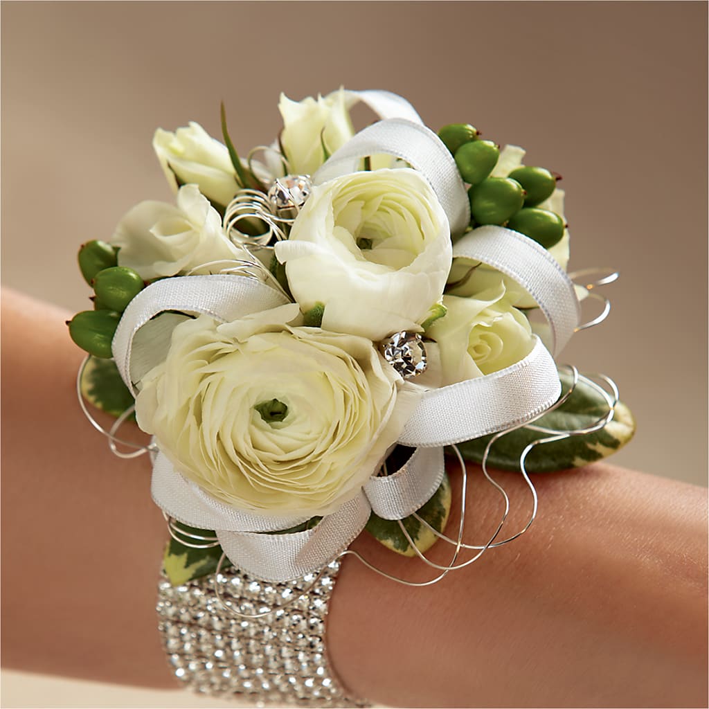 White Wedding Corsage – JARDIN D'ETE, Markham ON