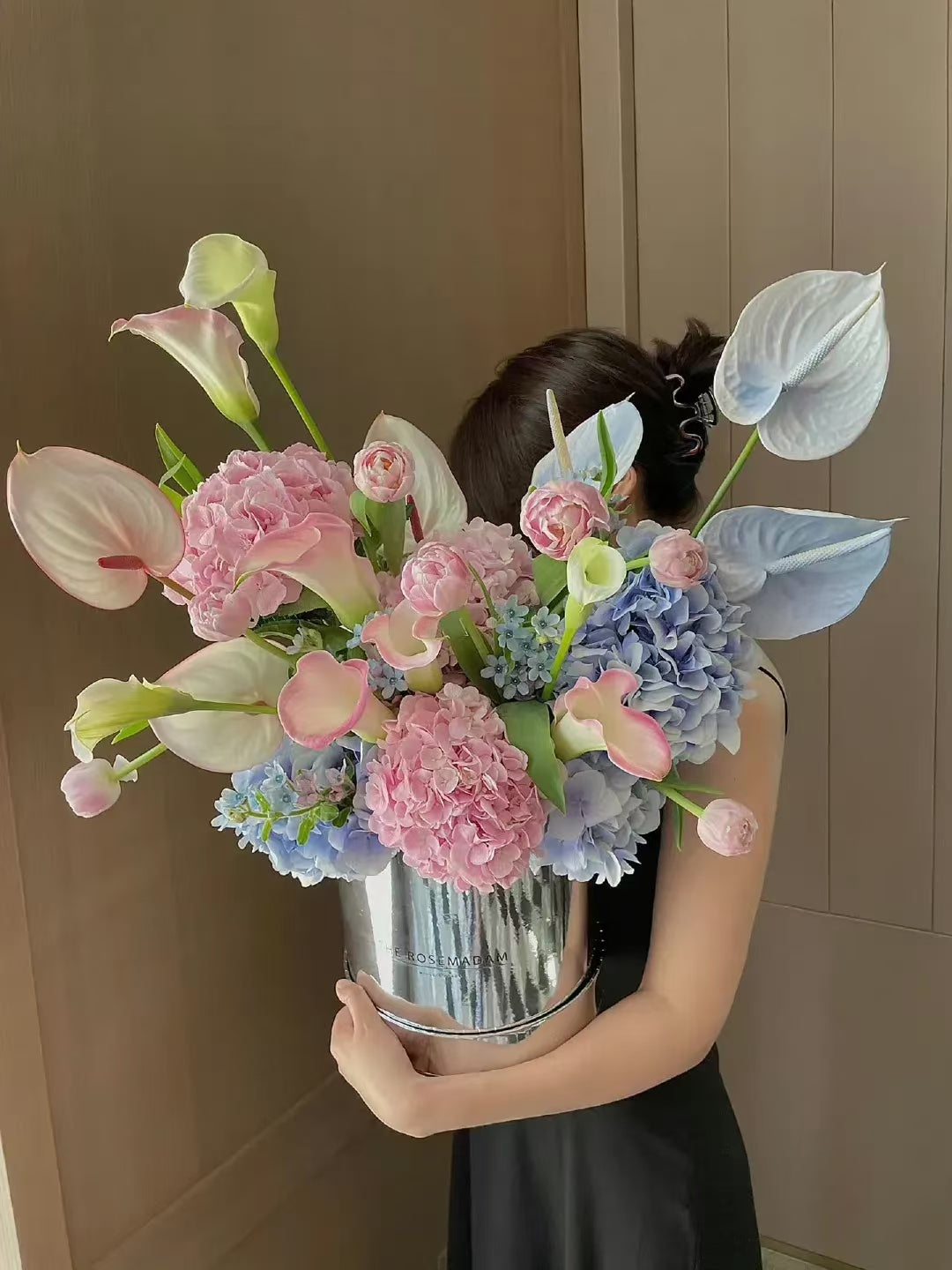 Hug Bucket Bouquet