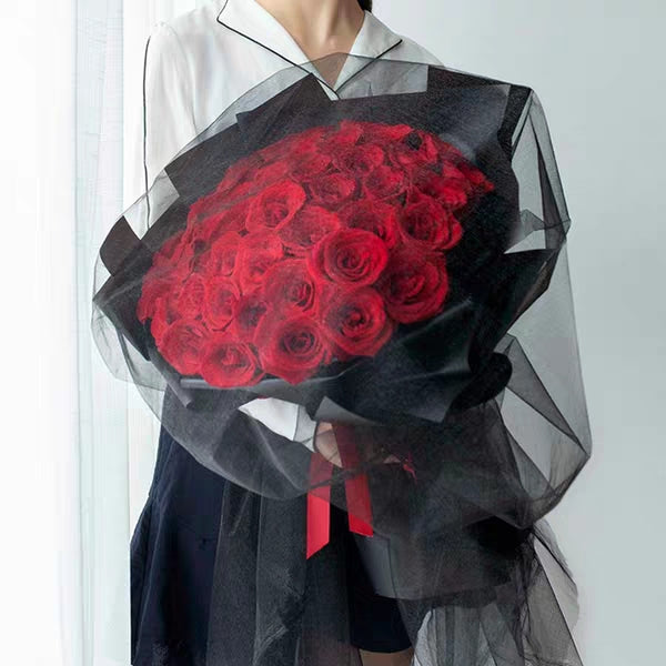 Crown of Love Roses Bouquet(30 Roses)