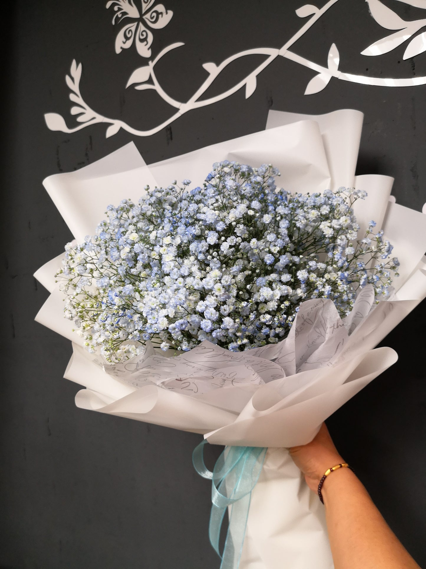 Baby’s Breath Dream Bouquet