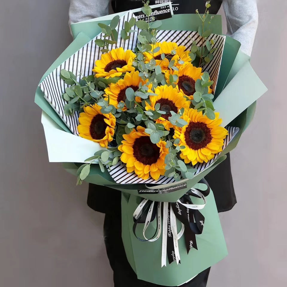 Golden Radiance Sunflower Bouquet