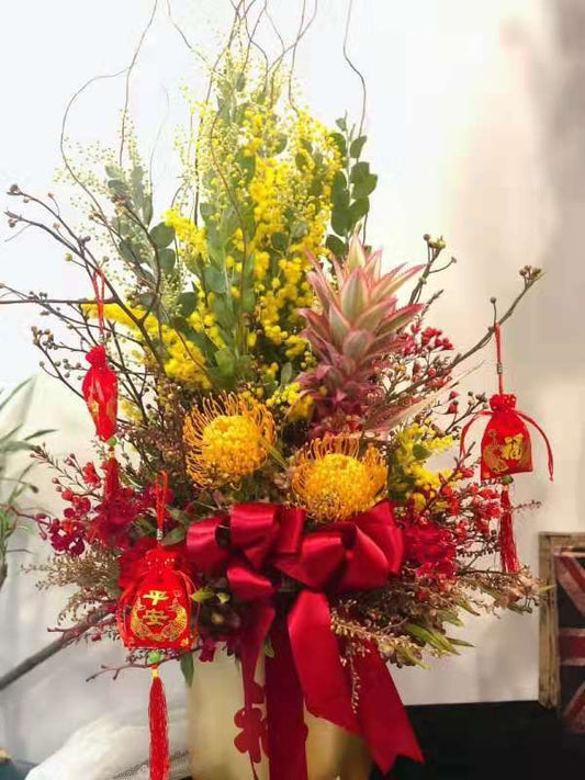 Golden Prosperity: Lunar New Year Arrangements