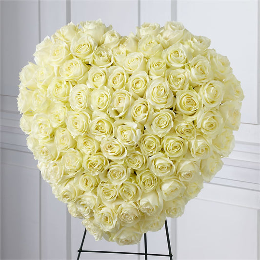 Elegante corazón de recuerdo en pie