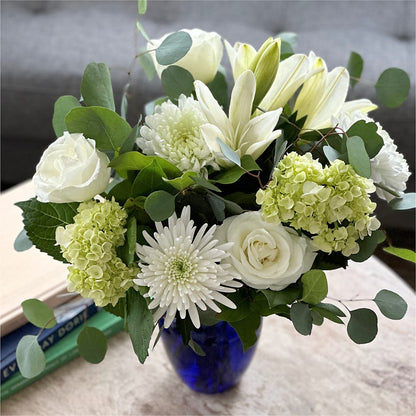 Snowy Dreams Bouquet – JARDIN D'ETE, Markham ON