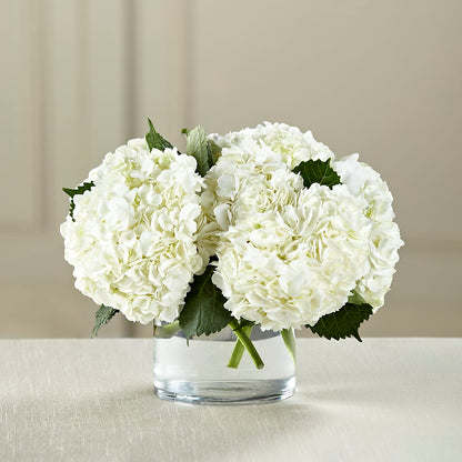 White Hydrangea Bouquet – JARDIN D'ETE, Markham ON