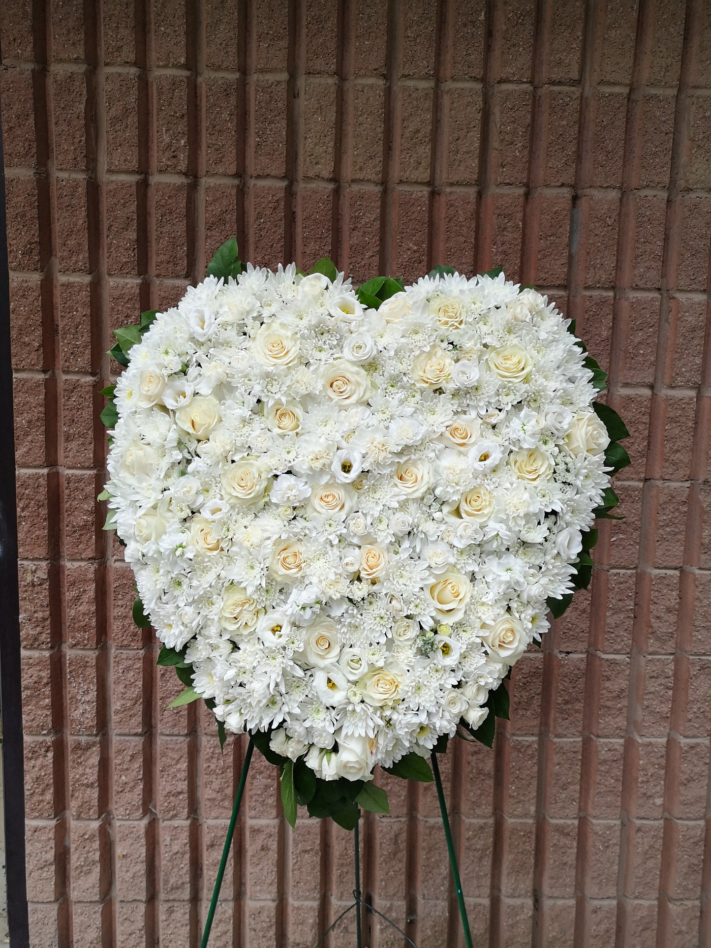 Heartfelt Remembrance Wreath Collection