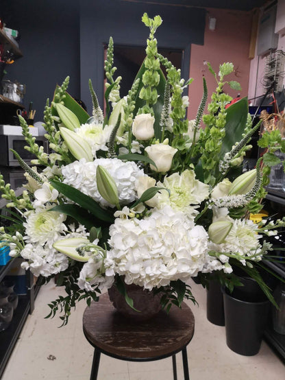 Pure Grace Standing Spray – JARDIN D'ETE, Markham ON